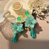 Boucles d'oreilles en peluche de conception d'origine résine multicouche Flower Flower Bohemian Fashion Elegant Women's Wedding Banquet Accessoire