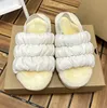 Tazz Pantoufles Designer Femmes Tasman Pantoufle Baskets De Luxe Décoré Flèche Couture Confort En Daim Mélange De Laine Hiver Chaud En Peluche Sandales Chaussure