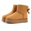 女性のためのUggity Boots for Women Designer Women Boot Tasman Snow Winter Sheepskin Boots Fashion Ladies Tazz Platform Fur Suede Wool Ankle Uggity Booties