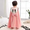 Handdoeken gewaden Baby Shower Gel Flanel Cape Cartoon Boy Girl Super Soft Hooded Spa Bath handdoek Baby Shower Gift Z230819