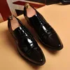 Nouveau Top De Luxe Italien Hommes Chaussures Habillées Mocassins En Cuir Chaussures Décontractées De Mariage Bureau Partie Designer Chaussures Habillées Mocassins Rouge Noir Formelle Oxfords