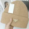 bucket hat New knitted hat Fashion hat Popular warm windproof elastic multi-color high quality bonnet Personality Headwear with PP letter style