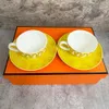 Mugs Luxurious Tea Cup Set of 2 Vintage Art Bone China Ceramic Coffee and Plates Euro Royal Teacups Saucers Gifts 230817