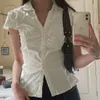 Blouses feminina 2023 Botão plissada de verão Camisa casual Mulheres de volta para cima Lace-up Blusa branca de manga curta