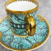 Kubki Wysokiej jakości kostne filiżanki kawy z kawy Vintage Ceramic Onglazed Advanced Tea and Saucers Sets Luksusowe prezenty 230817