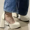 Обувь для обуви белые каблуки для женщин для женщин летняя модная голова Гребная пряжка Мэри Джейн обувь на открытом воздухе.