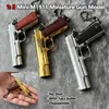 Nyhetsartiklar Anti-Stress Toys Mini Gun Pistol Toys Miniature Model Keychain Full Shell Eloy kan inte skjuta present R230818