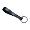 Keychains nyckelring Anti-rost bilknappen Faux Cowhide Holder Charm