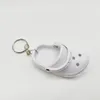 20pcs ألوان مختلطة سلسلة مفاتيح 3D Mini 7.5cm Eva Beach Hole Little Slipper Shoe -keychain bag accessories keyring car charms charms