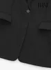 Damenanzüge Blazer Traf Women Mode mit Federn Vorderknopf Blazer -Mantel Vintage Langarmklappe Taschen Weibliche Oberbekleidung Chic Vestes 230817