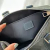 Borsa in tela denim di design Borsa da viaggio con cuscino da donna Borsa a tracolla staccabile con stampa classica con lettera ricamata a forma di fiore Manico in pelle di alta qualità