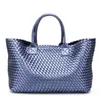 Totes 2023 New Woven Tote Big Bag Fashion High-klass Handbag Star med samma trend Handväska axelväska HKD230818