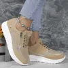 Scarpe eleganti scosse di cristallo lucido sneaker per donne 2023 Autunno PU in pelle Vulcanizza Scarpe con pizzo basso in pizzo su scarpe da passeggio più taglia 42 T230818