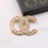 20 Style Gold Placed Brouches Fashion Jewelry Women Brooch Charm Cloth Clothing Pin الزواج من هدية عيد الميلاد الهدية