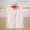 Blankets Swaddling Cartoon hooded bath towel rain cape children's soft baby towel bag absorbent baby bath towel hooded blanket newborn Z230818