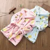 Pijama Polar Kalın ve Sevimli Kız Bebek Karikatür Hoodie Bebek Banyo Havlusu Sevimli Kış Bebek Giyim Pijamaları Z230818