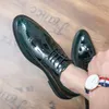 Sukienka buty męskie brogues koronki w górę Oxford Flat Buty mężczyzn białe i zielone ręcznie robione buty swobodne skórzane buty Brytyjskie platformy 230817