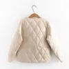Trench-Coats Women Coats Cotton-Padded Veste Automne hiver 2023 Loose Coréen Light Doues Noire Mère d'âge moyen