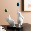 Decoratieve objecten Figurines Ins Style Resin polaire ballonbeer ornamenten Modern Simple Forme Design Creative Mooie Home Office Decor Kid's Gift 230817