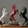 Oggetti decorativi Figurine Creative State Statue Statue Statua Art Figurina Office Office Ornamenti per scrivania Bookshelf Wine Massicalte 230817