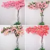 Fleurs décoratives Cherry artificielle Suit Dry Branch Roard Blossom Bandle de mariage Silk Décoration murale DIY GARDIN