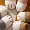 Slippers katoen slippers dames herfst en winter kat klauw cartoon mooie paar slippers indoor verdikte warme pluche slippers 230817