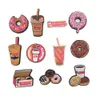 Schuhteile Accessoires 1pc niedliche Cartoon -Getränke Donuts Pvc Jibz Clog Charms for Sandals Gartendekoration Kinder Party Geschenkdekorationen OTWHN