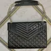 Bolso de diseñador Bolso de hombro para mujer Bolso para teléfono celular Bolso cruzado con sobre de caviar en V acolchado alto Cartera