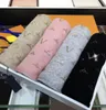 Women Famous Brand Letter Printing Cashmere Scarpes Designer di lusso Sciarf Sciarf Winter Outdoor Warm Wrap Accessori di moda 200*68 cm Big Taglia Nessuna scatola