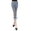 Jeans feminino S-XL Mulheres Moda de verão Hollow Out Cross Strap Bandage Calça Lápis Sexy 2023 Lace Up Hole Tight Bezerro Comprimento