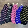 Мужские свитера Blue Pink Black Crewneck Whotshirts Мужчины женщины 1 Облачные веки вязаный свитер с меткой 230818