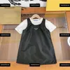 トラックスーツデザイナーキッズベビーガールドレスセットガールスーツ夏2pcsセット子供服の服Tシャツとスカート