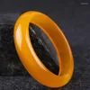 Bangle Oryginalne naturalne żółte jadear bransoletki urok biżuterii Akcesoria Akcesoria ręcznie rzeźbione na Lucky Amulet Prezenty dla kobiet jej mężczyzn