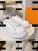 Designer Buty dla dzieci Design Design Child Sneakers Nowe pudełko na listę Opakowanie Krótkie wiosenne buty z łyżwiarstwem Rozmiar dla dzieci 26-35