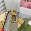 Bolso de diseñador de chian de fresa de moda gbag Bolso de diseñador para mujer Bolso de hombro Bolso bandolera Bolsos con solapa clásicos Monederos de cuero y metal Mensajero Cartera de moda 230815