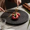 Plattor keramiska kreativa moka rock mönster rund platt platta ljus japansk maträtt svart hushåll western bordsartiklar biff
