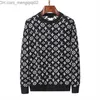 Herrtröjor Herrtröjor Crewneck Striped Sweater Men's Alphabet Jacquard Designer Autumn and Winter Fashion Warm Sticked tröja toppstorlek Z230819