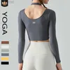 2023 Desginer Al Yoga T Top court Alotop Automne / Hiver Col côtelé Sangle rembourrée à manches longues Faux Deux pièces Slim Fit Sexy Ouvert Umbilicfitness Costume