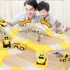 Diecast Model 137 7pcs Children Electric Track Toy Car Engineering Kids Educational Toys Train for Birthday Gift 230818