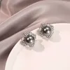 フルダイヤモンドパールシルバーニードルイヤリングライトラグジュアリー高品質の汎用性と汎用性のあるイヤリング女性小さな香りの飾り飾り