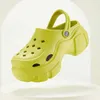 Donne sandali Piattaforma Summer Fashion Simple Solle spesse semplici scavati tacchi alti zoccoli per esterni scarpe da giardino da donna grosso 230807