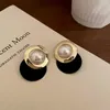 Stud Earrings 2023 Light Luxury Metal For Women Fashion Geometric Pearl Earring Vintage Brincos Jewelry Accessories