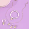 Halskette Ohrringe Set Korean süße Blumen Daisy Armbänder Fashion Perle Elastic Armband für Frauen Schmuck Tropfen