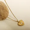 Colares pendentes de aço inoxidável da moda Colar de coração para mulheres decoração de garotas atacadistas de ouro Batilhado de jóias vintage de jóias