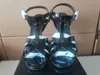 5A Y902230 SANDALS Tribute 13,5 cm/10,5 cm de calcanhar 3cm Sandálias Sapatérs de designers de designers para mulheres tamanho 34-41 Fendave