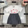 Survêtements enfants vêtements de marque fille ensembles de robe costumes pour bébé 2 pièces T-shirt à col rond et jupe imprimée lettre nouvelle arrivée