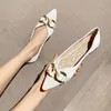 Dress Shoes Pointed Shoe Spring 2023 Joker Flat Metal Chain Design Elegant Style Whitecollar Casual Women's 230818