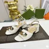 Ggitys lederen midden hiel dames sandalen slippers ontwerper mode dames flats enkel buckle rubber zool muilezels zomer strand sexy trouwschoenen