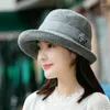 Berets H7704 WOLLEN FEDORAS HAT FEMANNTE WINTER AUTUMN AUTUMN BRITISCHE RETRO FODEIN BAIN CAP Women, die einfache hochwertige elegante Hüte kräuseln