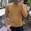 Sweter męski 2023 Autumn New Half High Collar's Męskie T-shirt z pluszową modą Slim Fit Sweat